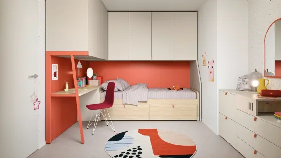 Cameretta a ponte con scrivania Kids space 26 in melaminico di Nidi