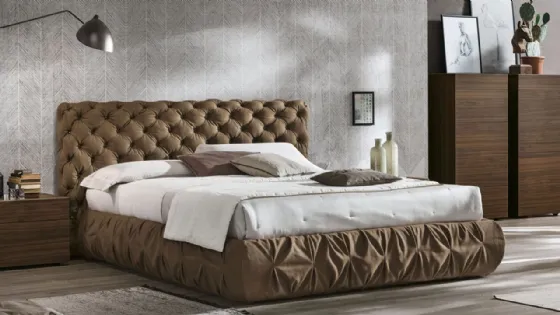 Letto in ecopelle vintage con testiera trapuntata e imbottita Chantal di Tomasella